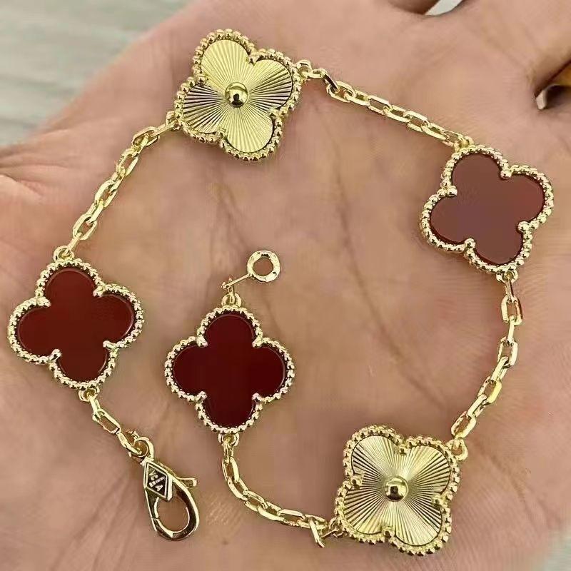 Versatile And Sophisticated Couple Bracelet 1024022615