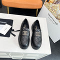CH Thick-soled Retro Fashion Women's Shoes fb04240909029
