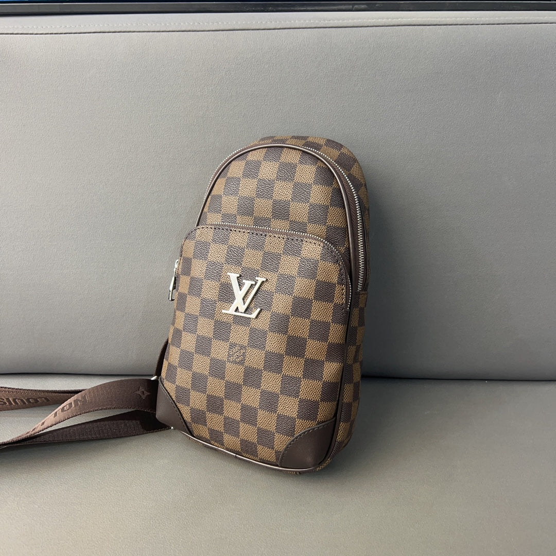 Classic Print Check Chest Bag XC0723051815