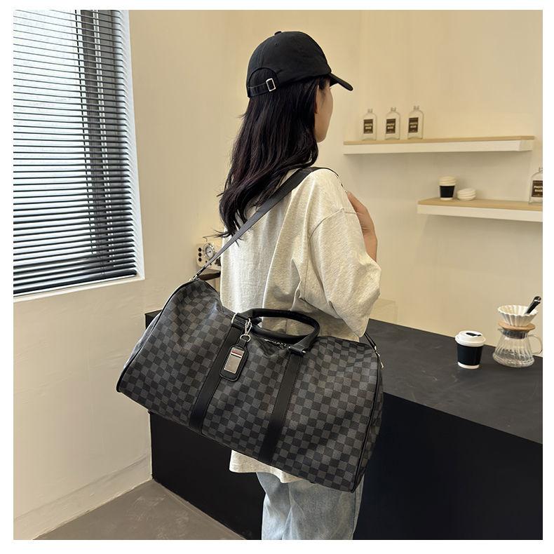 Fashion Travel Bag Large Capacity Portable Sports Crossbody Bag 1024060501