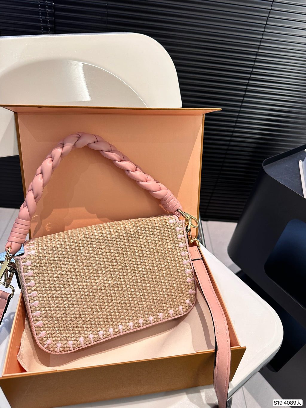 summer fashion woven clutch 0724041116