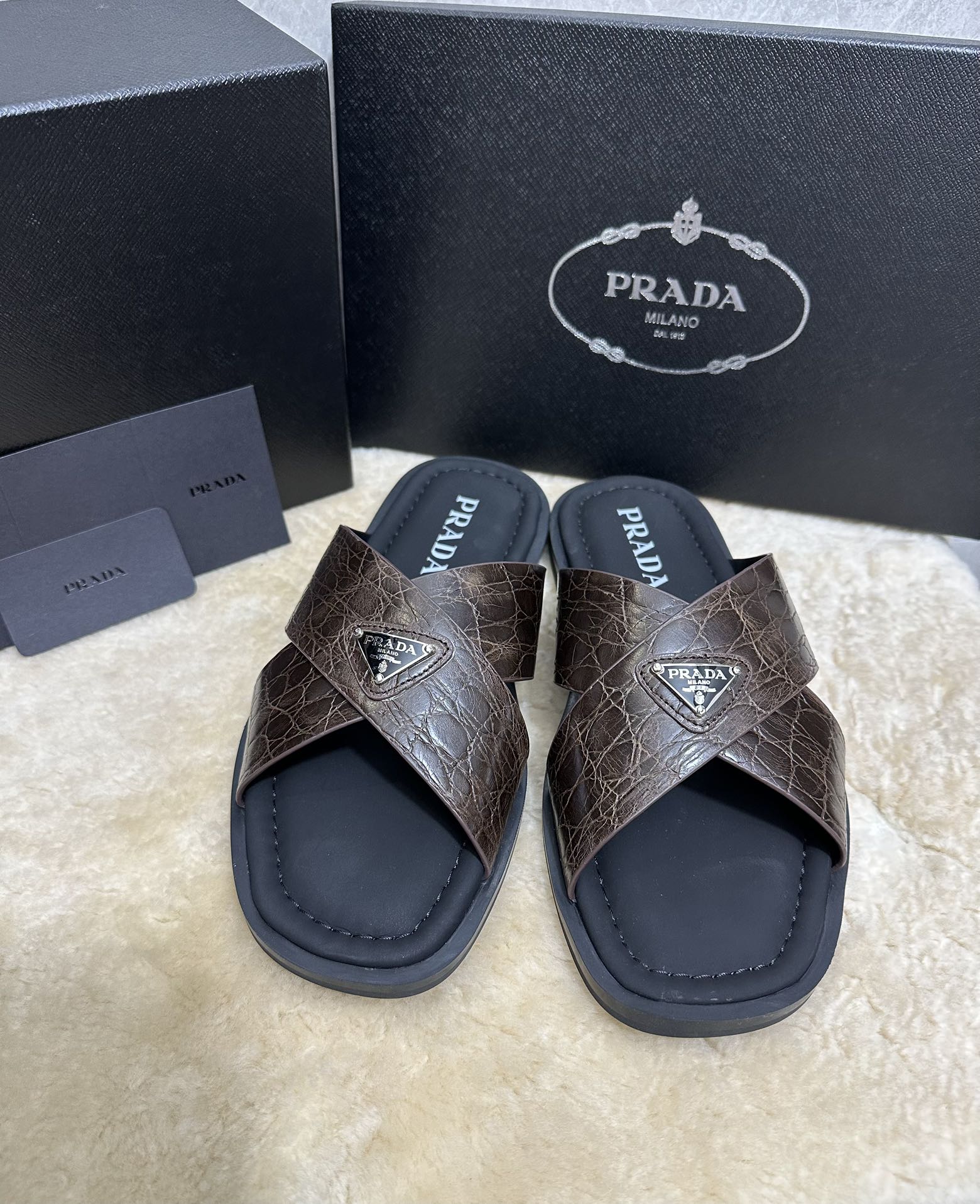Pr Men's Crocodile Leather Slippers 0726042102
