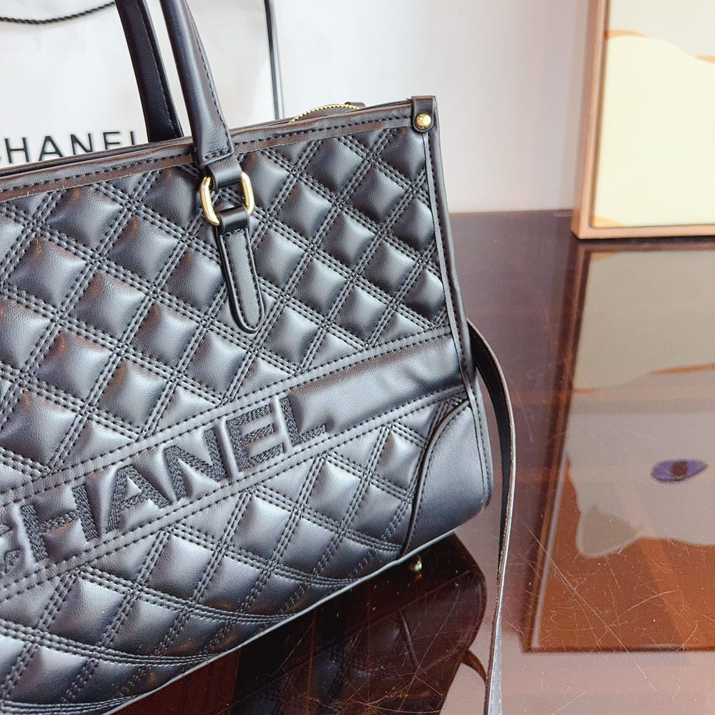 CHL Classic Tote XC24092508