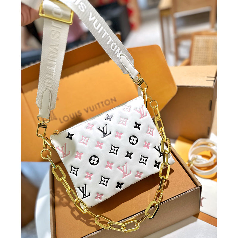 Fashion new messenger bag CWT1023081031