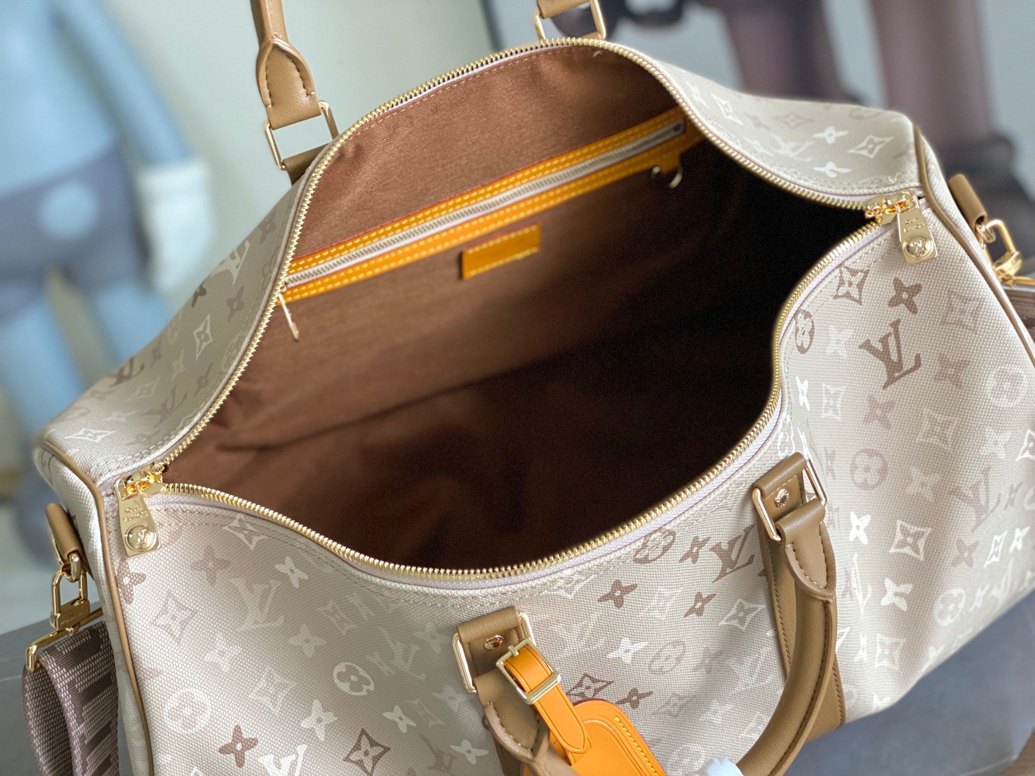 L & V Stylish Canvas Travel Tag M0726051909