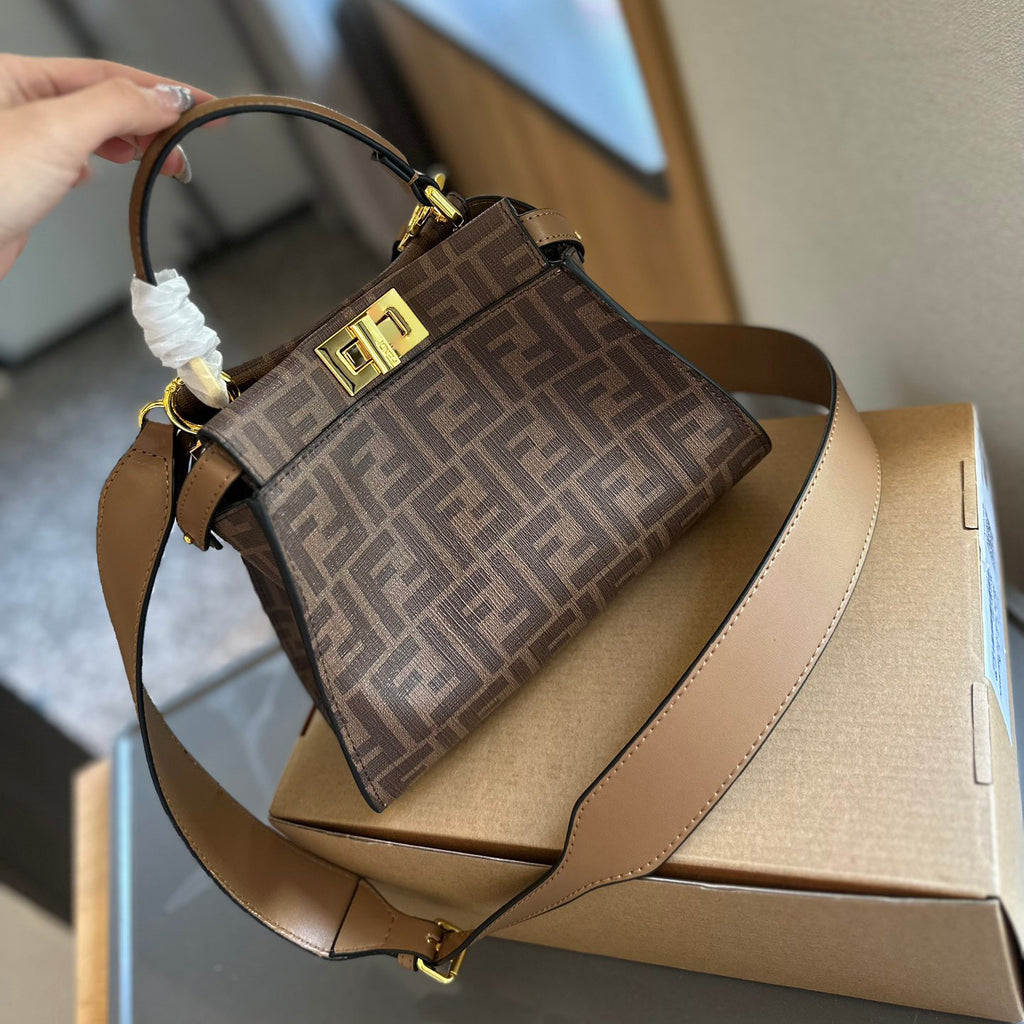 Peekaboo Iconic Mini bag 1824062408