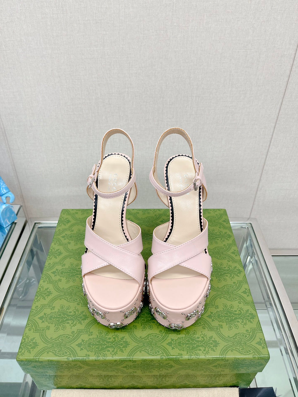 23 Ladies fashion luxury high heels S012