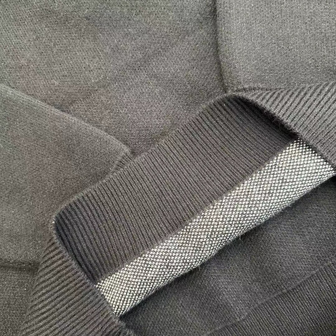 PR Unisex Crew Neck Sweater 1025102424
