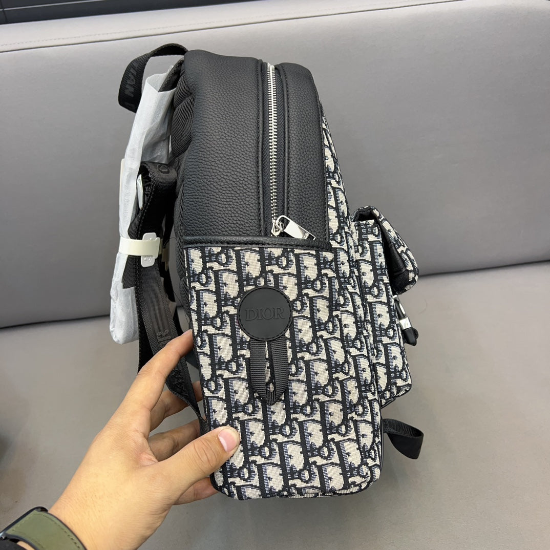 New Fashion Versatile Bag Backpack KL1023103111
