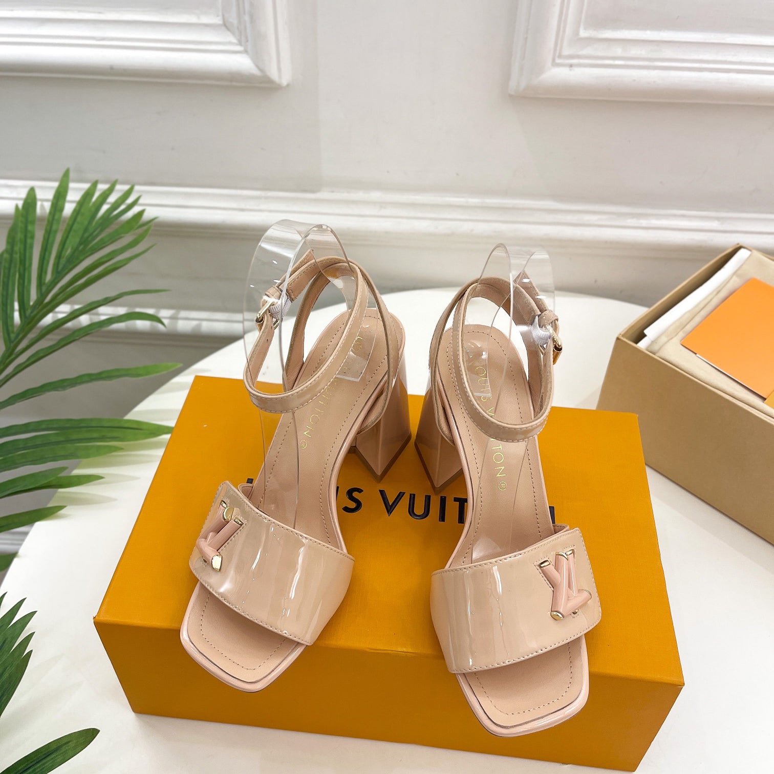 patent leather high-heeled sandals XC07032214