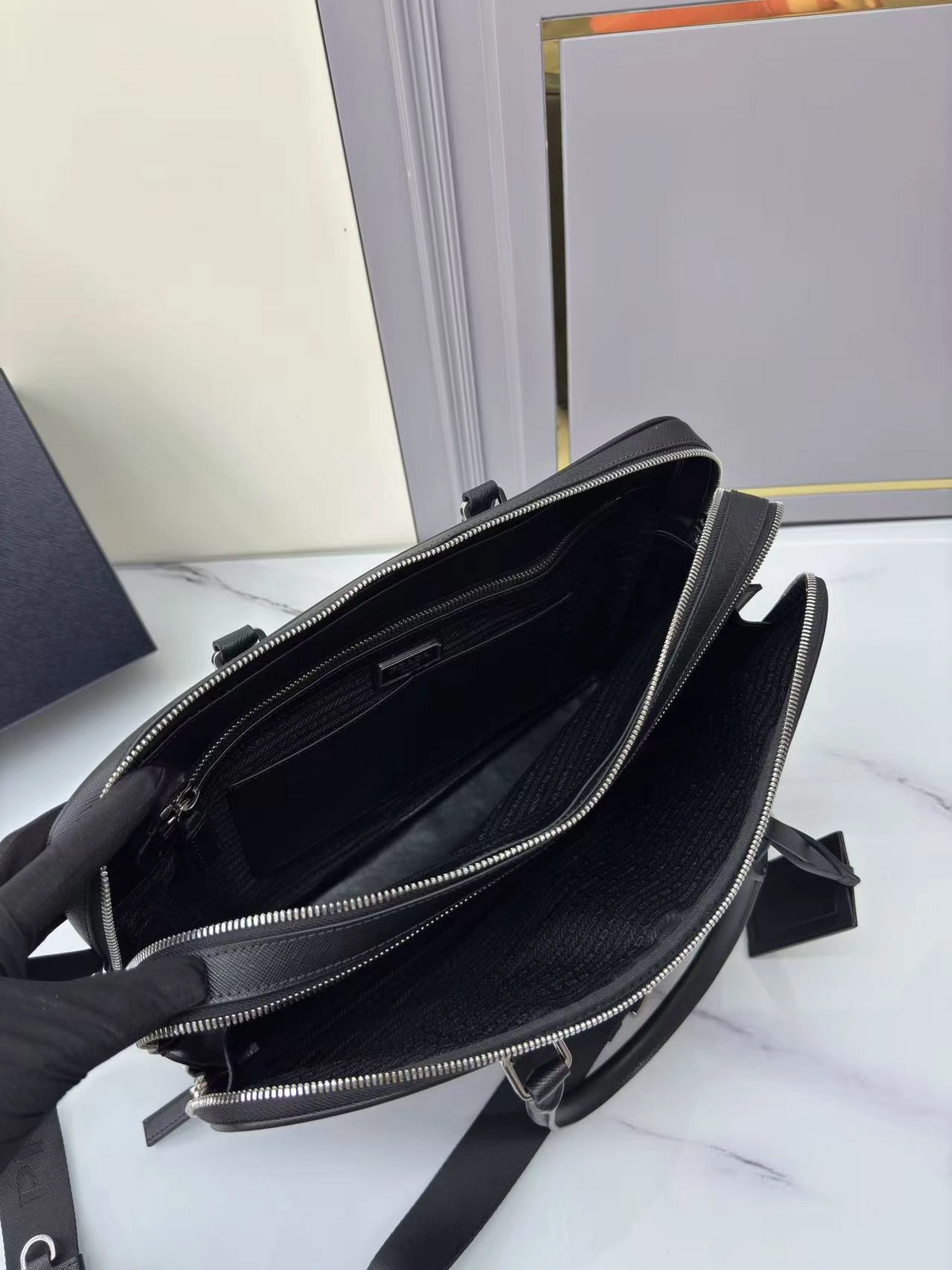 P Business Handbag 0725121106