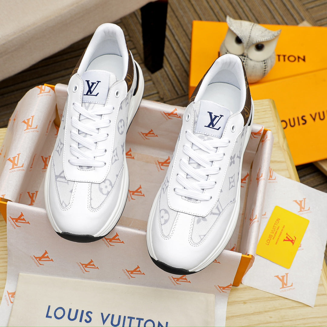V fashion printed rubber sole sneakers 0724072309