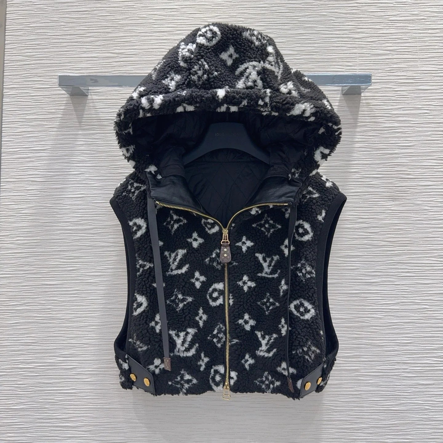 New lambskin hooded vest jacket 1426012901