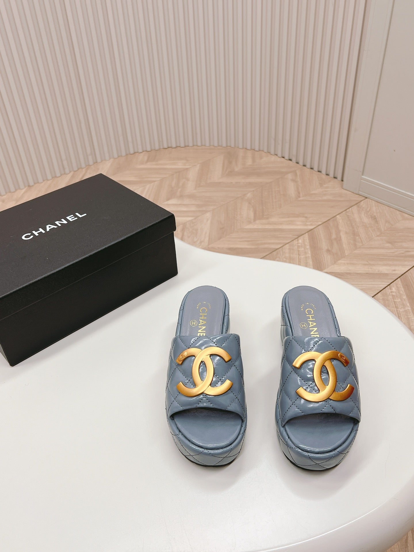 Chane1 top fashion thick-soled rhombus slippers 0724030812