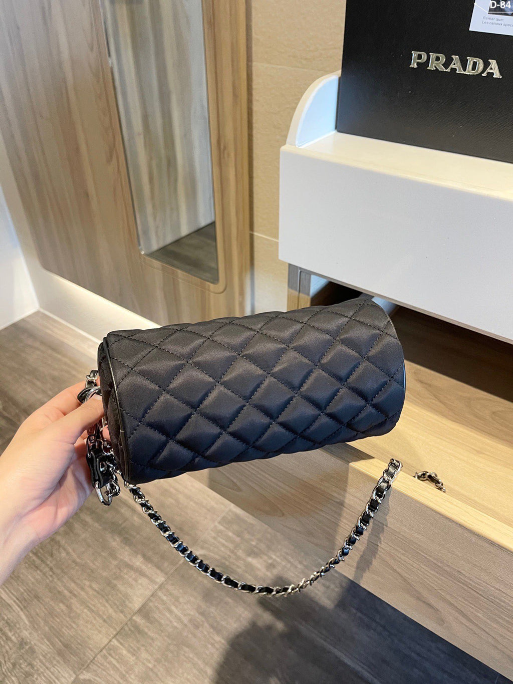 P Fashion Cylindrical Crossbody Bag 0724122501