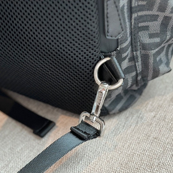Fashion new travel backpackPD1023082127