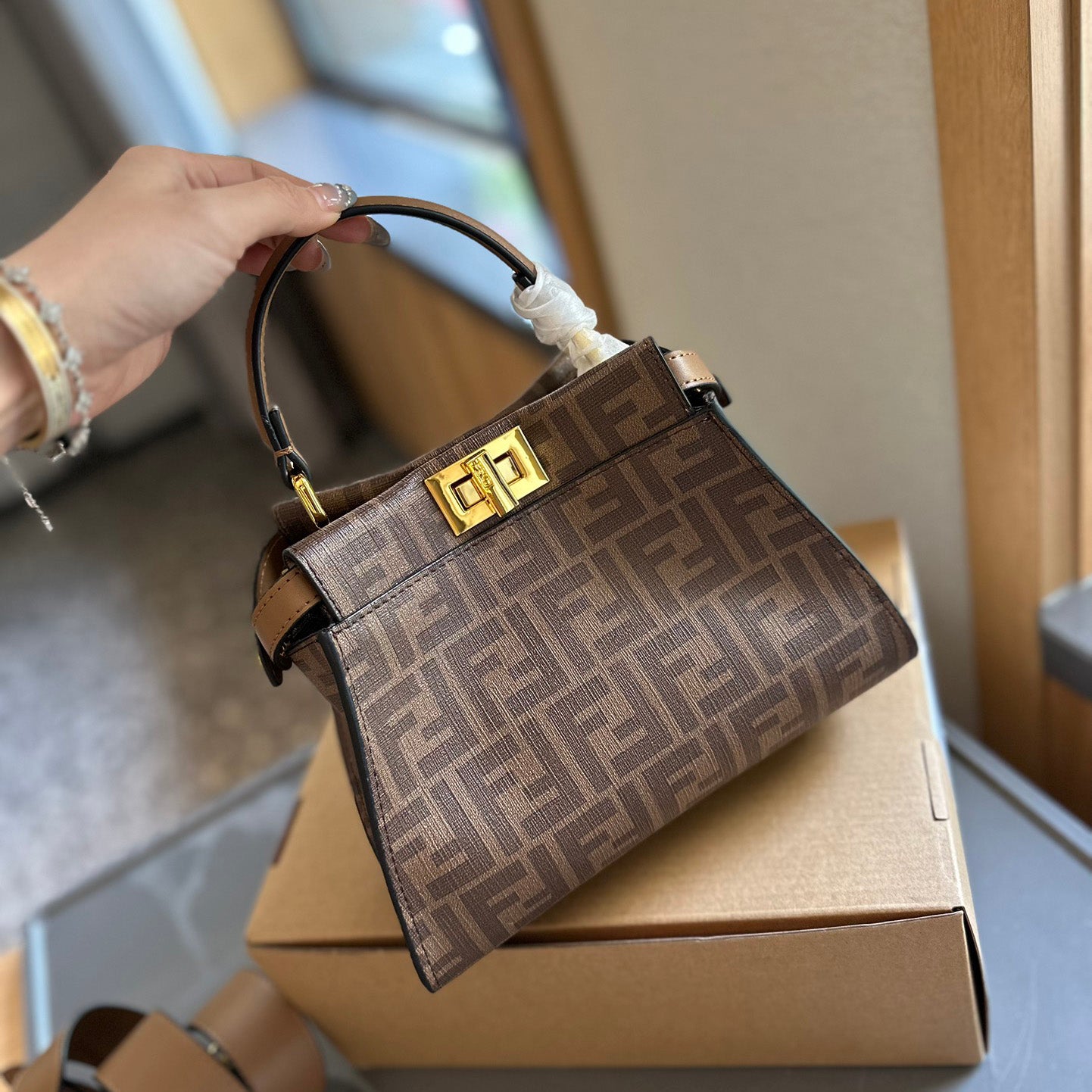 Peekaboo Iconic Mini bag 1824062408