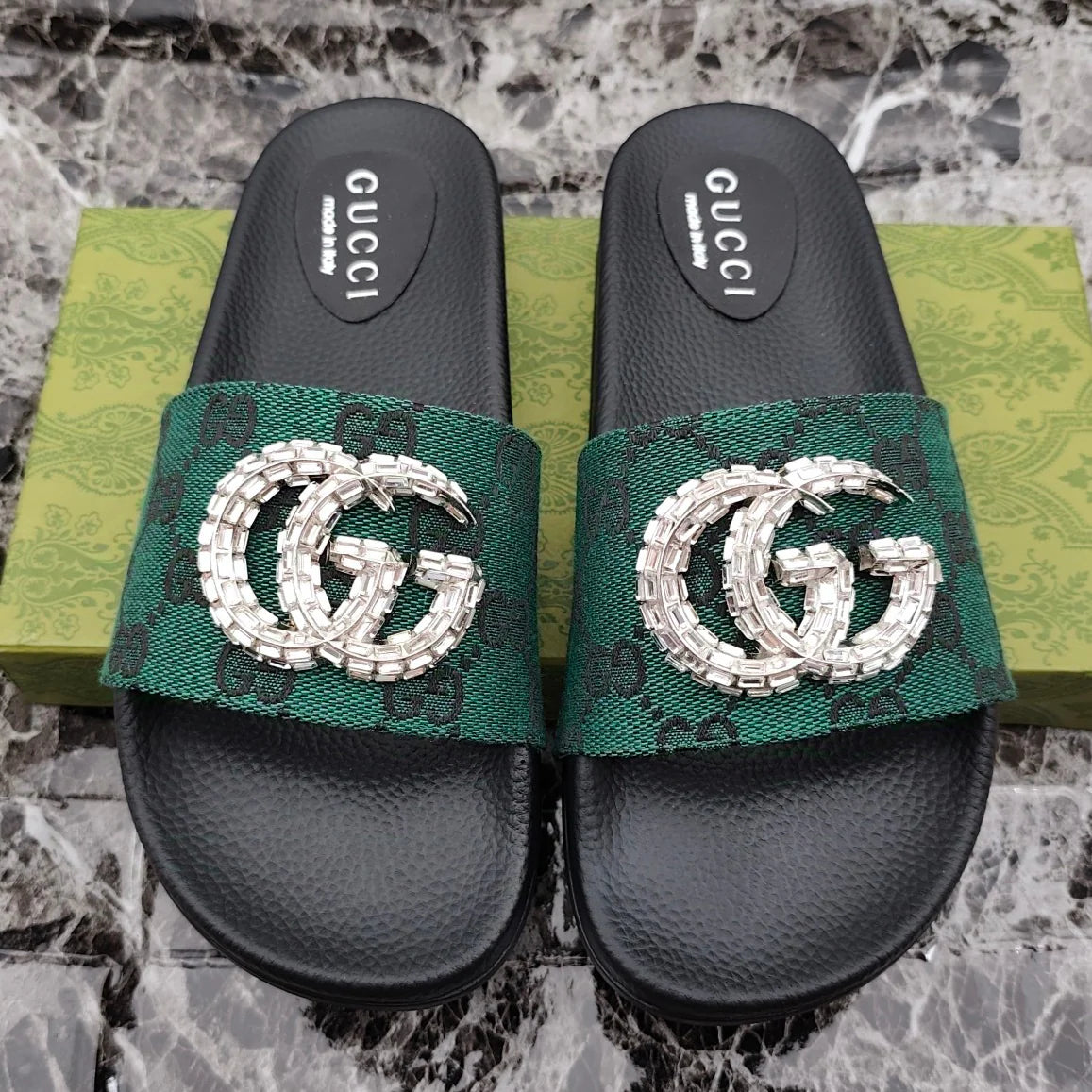 New fashion men's and women's sandal slippers 25032813