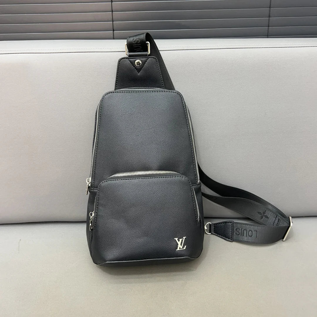 New versatile fashion chest bag for men and women 1024051406
