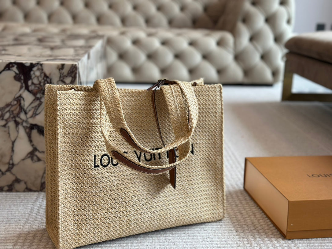 V Fashion Summer Limited Straw Shopping Bag 0724082703