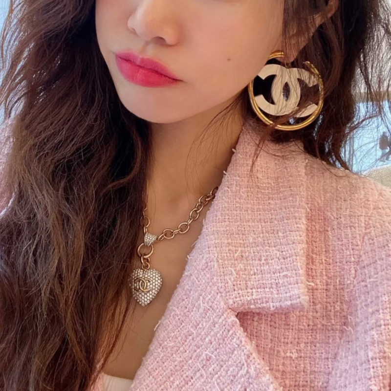 Luxury Women's CC Letter Hoop Earrings XZ1326092806