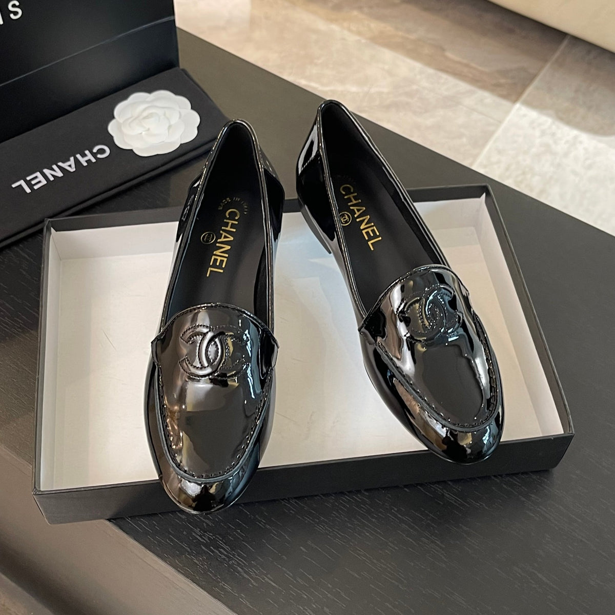 luxury fashion patent leather loafers 0725020801