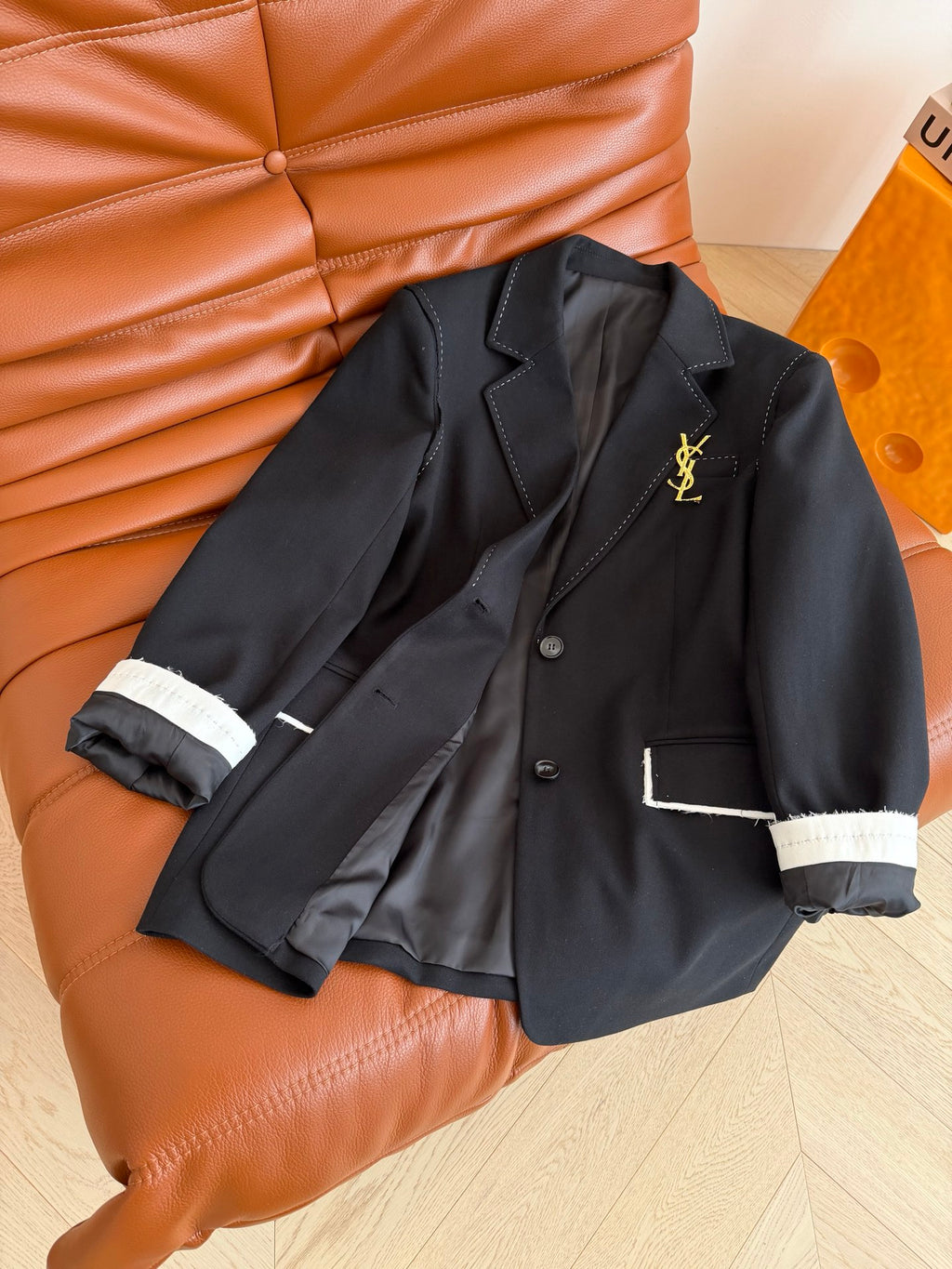 suit jacket  0725102008