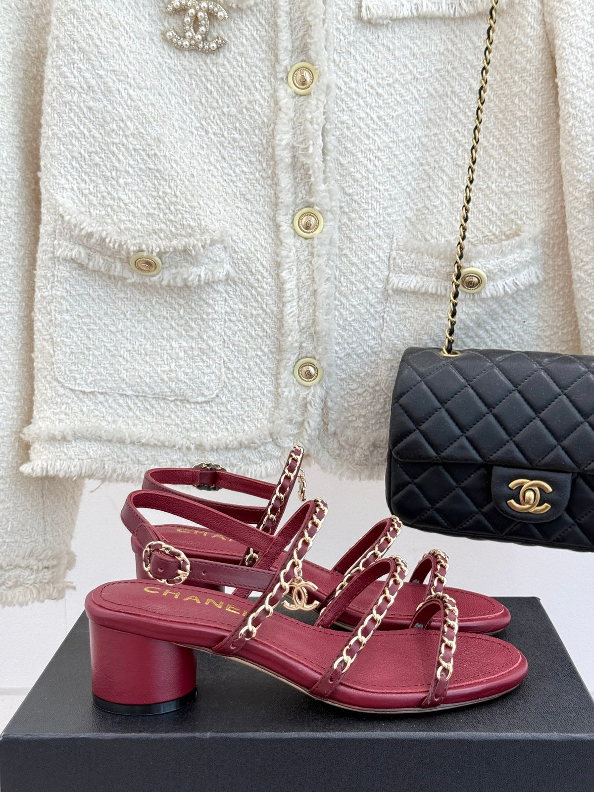 Double C chain thick heel sandals 0725042807