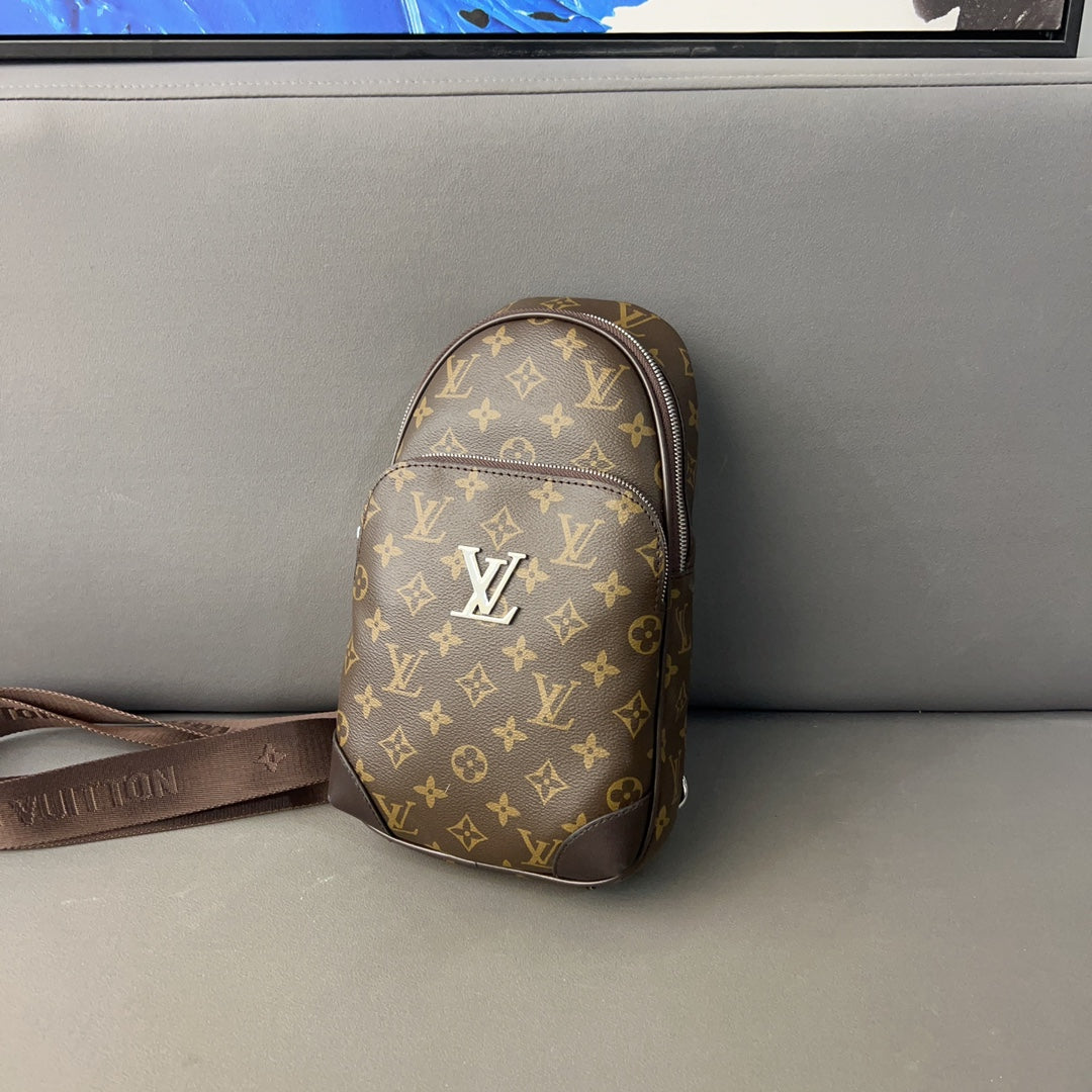 Classic Print Check Chest Bag XC0723051815