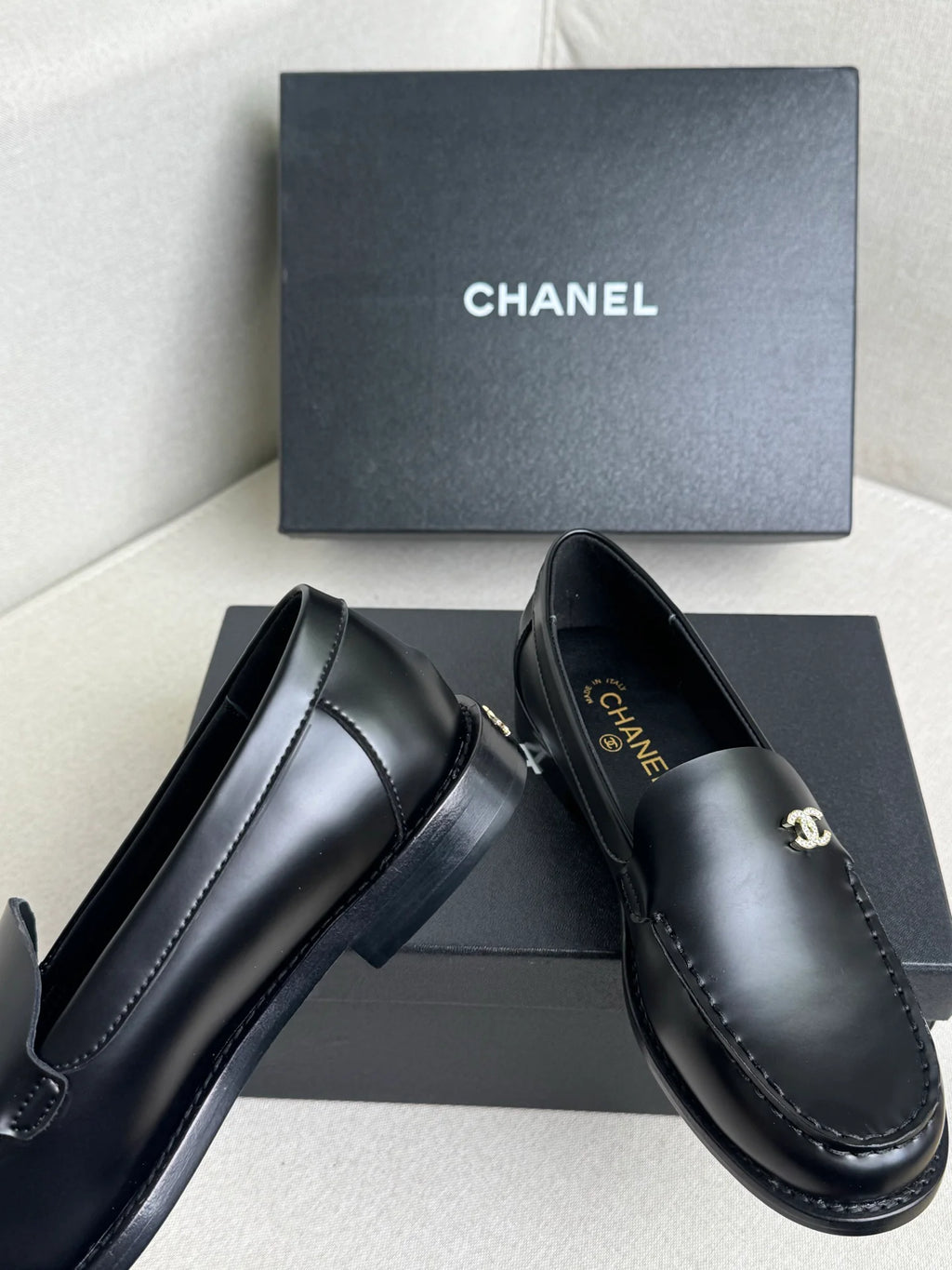Women's Black Leather CC Logo Slip On Loafers