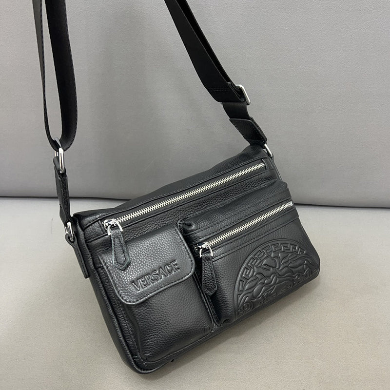 Men's Fashion Classic Versatile Postman Bag 1024050813