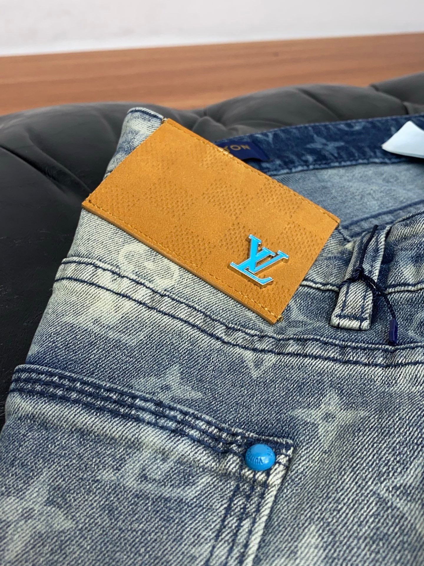 High-Quality Best-Selling Jeans 1026063022