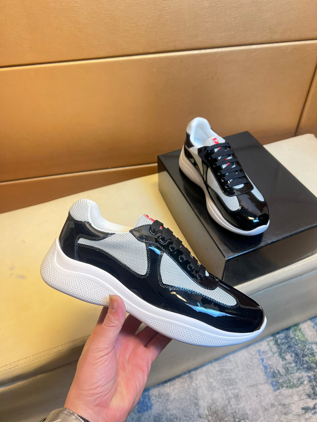 P classic patent leather sneakers 0724112004