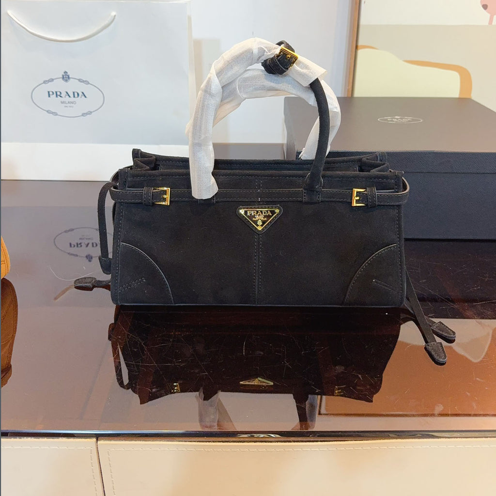 PAR SoftLux suede horizontal shoulder bag XC24092314