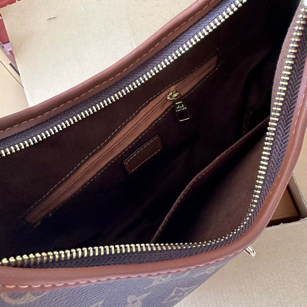 New second-hand armpit crescent bag XC07053110