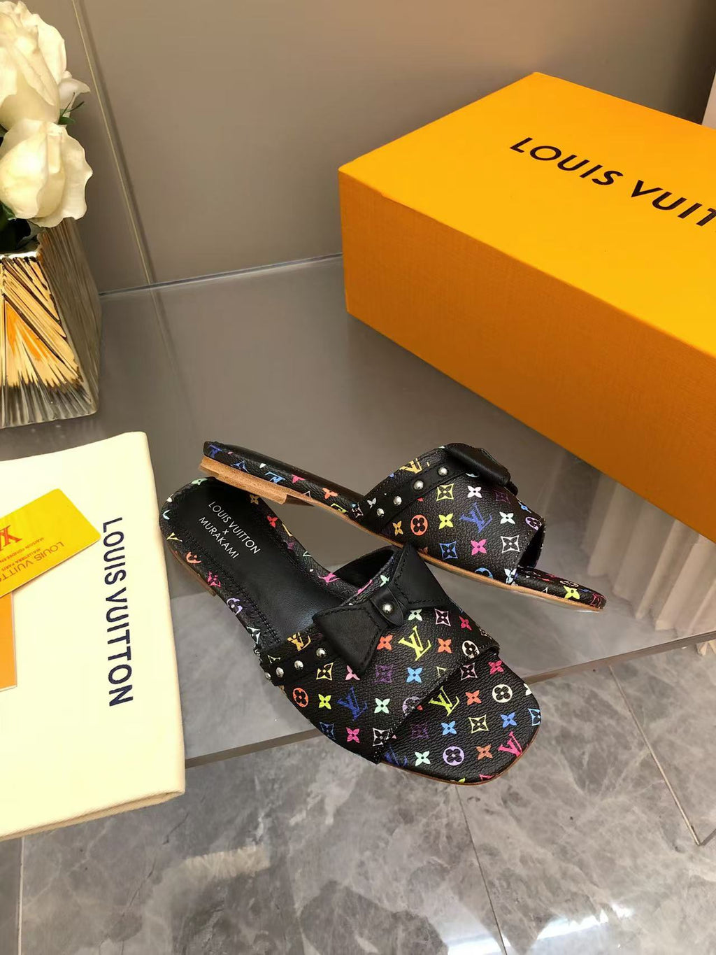 L fashion 3 color hot slippers 0725031903