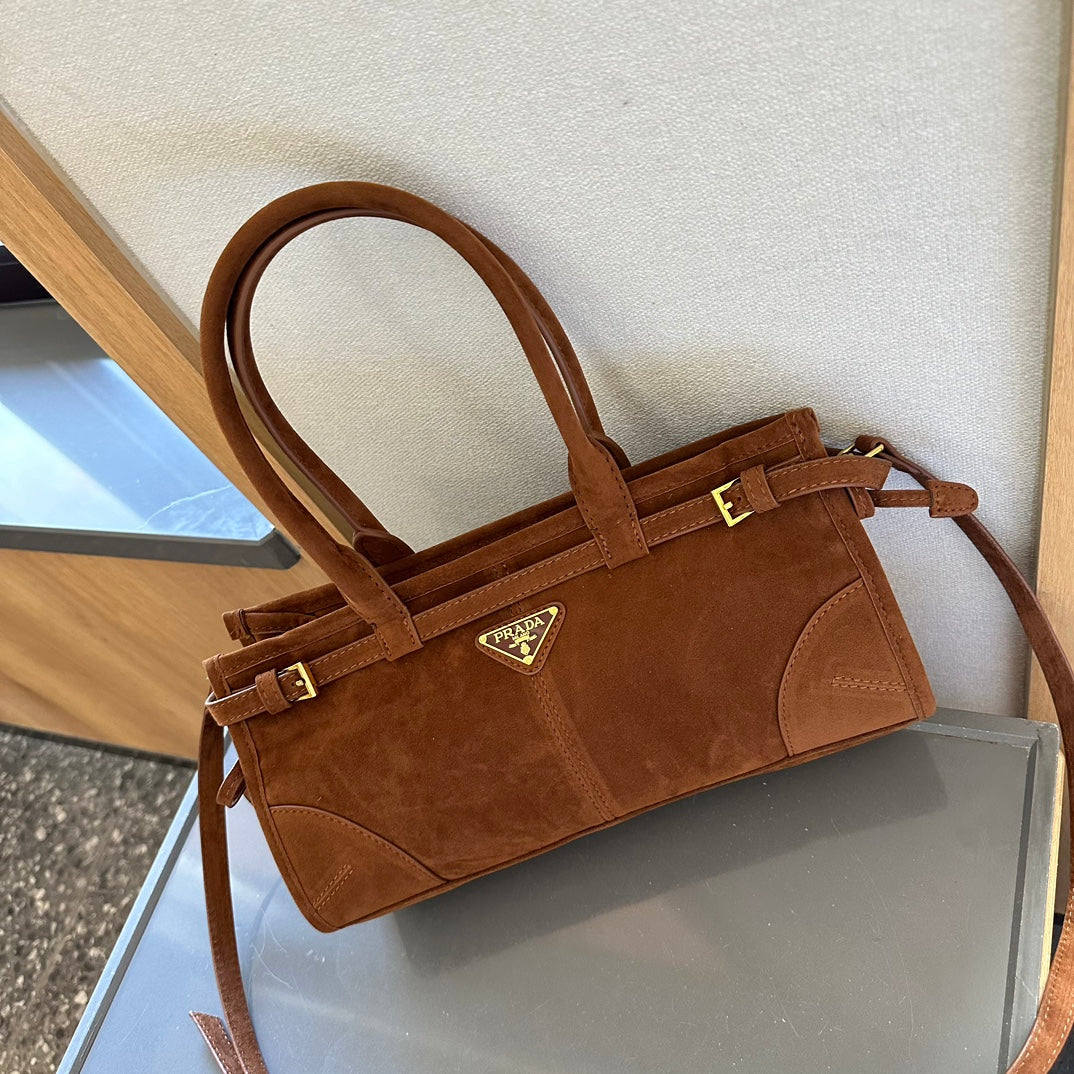 P waxed leather crossbody bag 0724082904