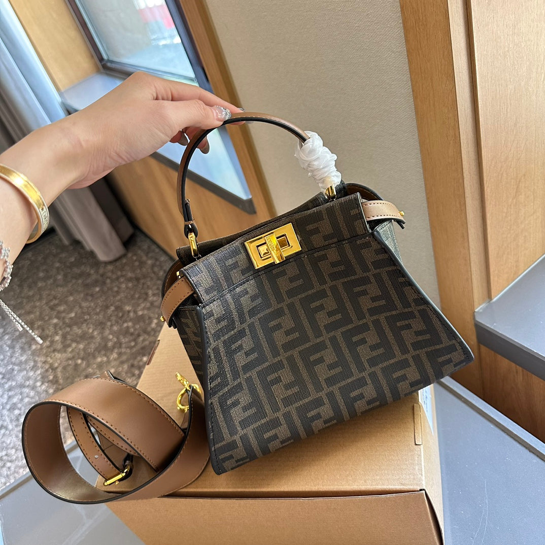 Peekaboo Iconic Mini bag 1824062408