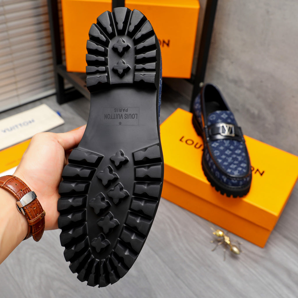 V new spring and summer fashionable denim loafers 0724042312