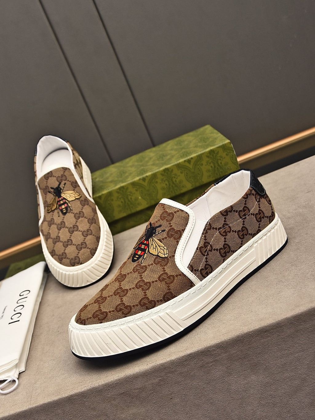 fashion breathable printed slip-on shoes 0725040703