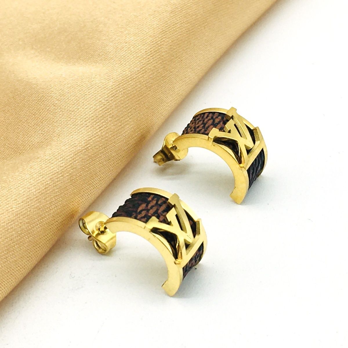 New niche fashion accessories PD1023082305