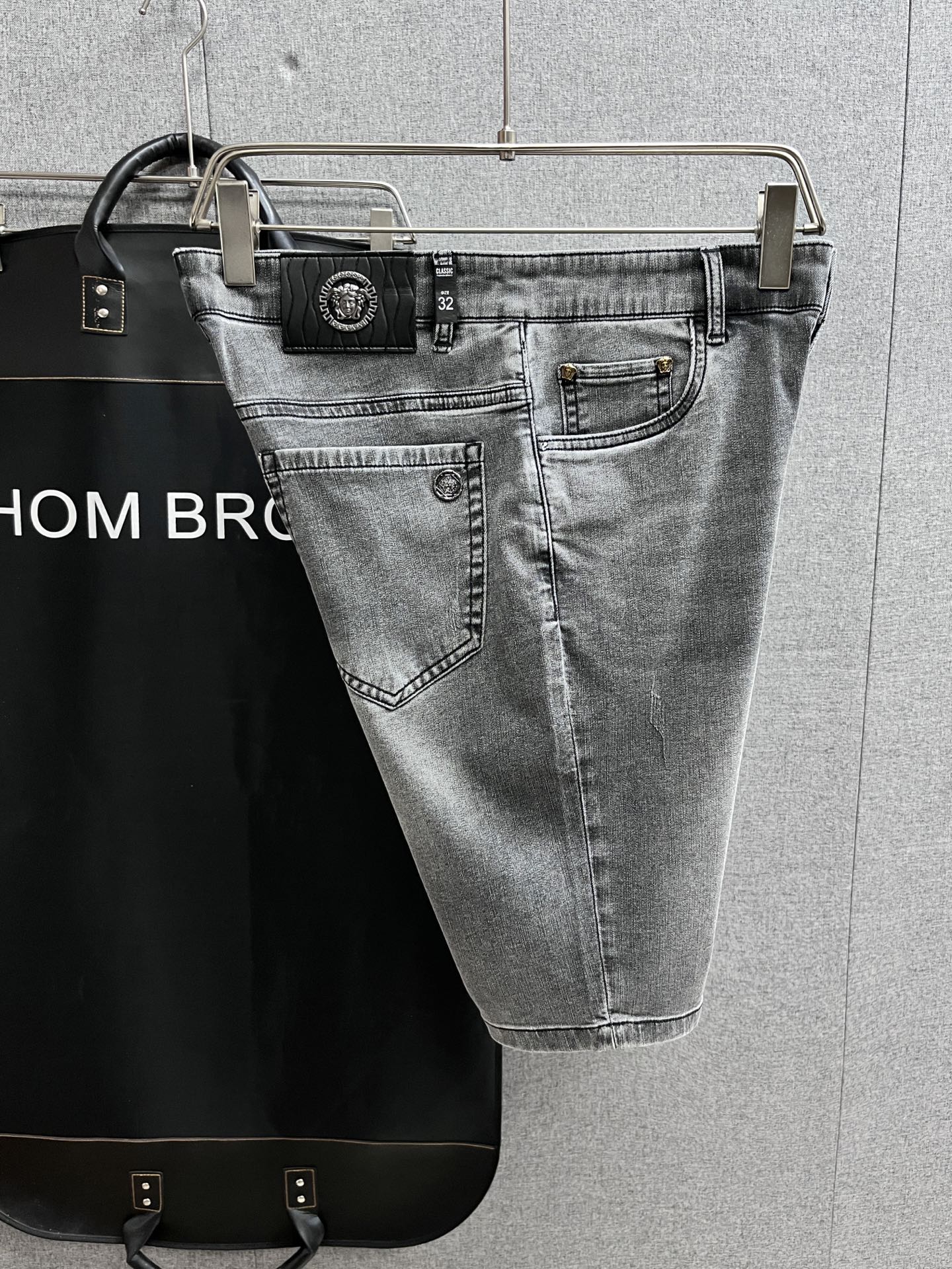 New Stylish Casual Denim Shorts 0726060305