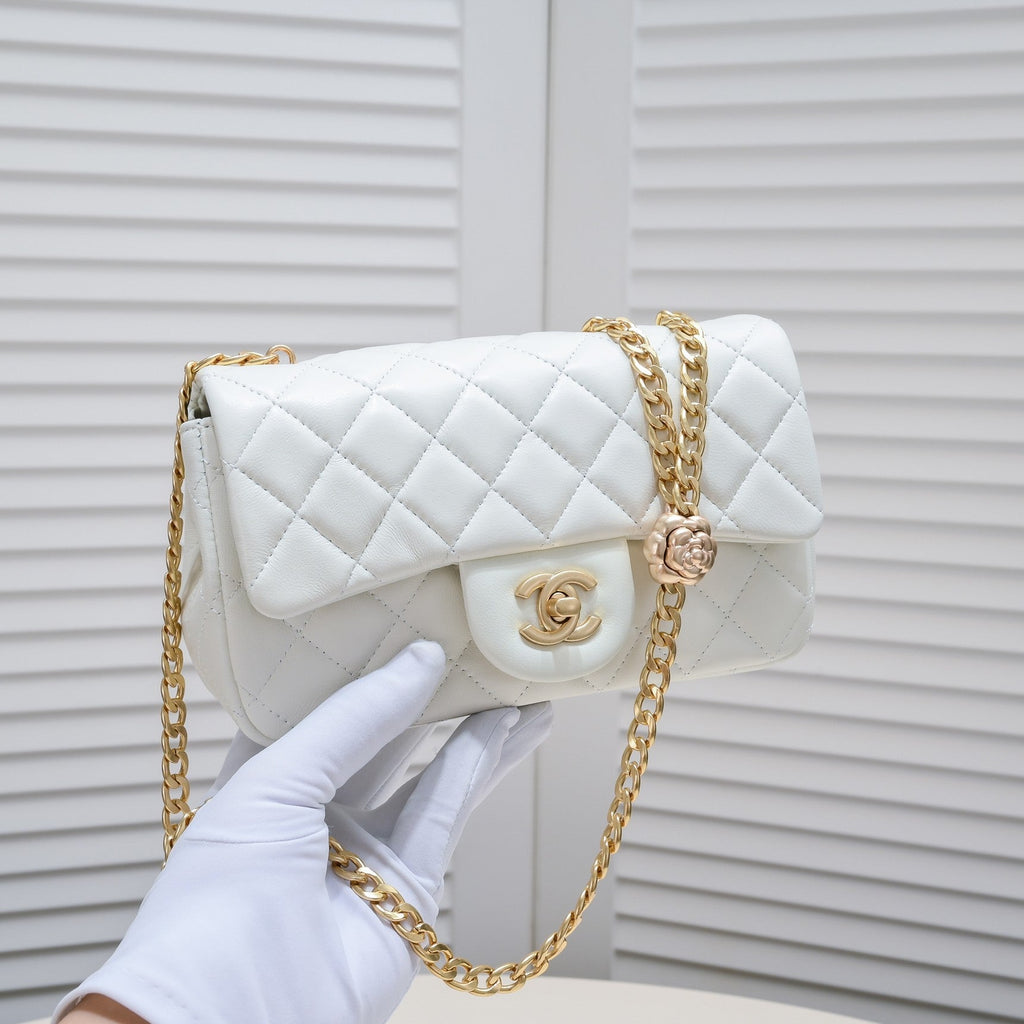 trendy camellia bag XC0823080405