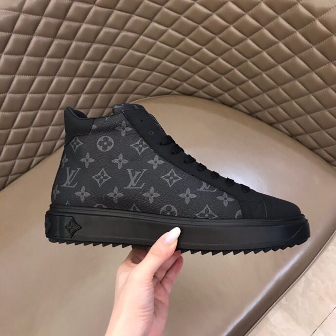 High-Top Monogram Luxembourg Sneaker V26