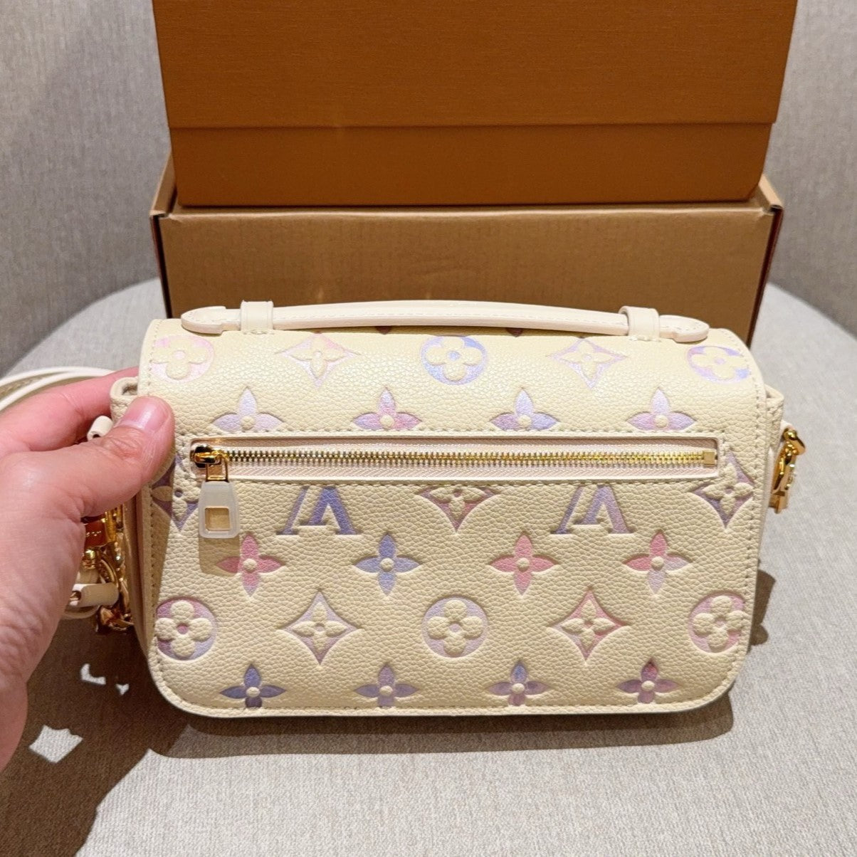 New Fashion  L Messenger bag M1026072805