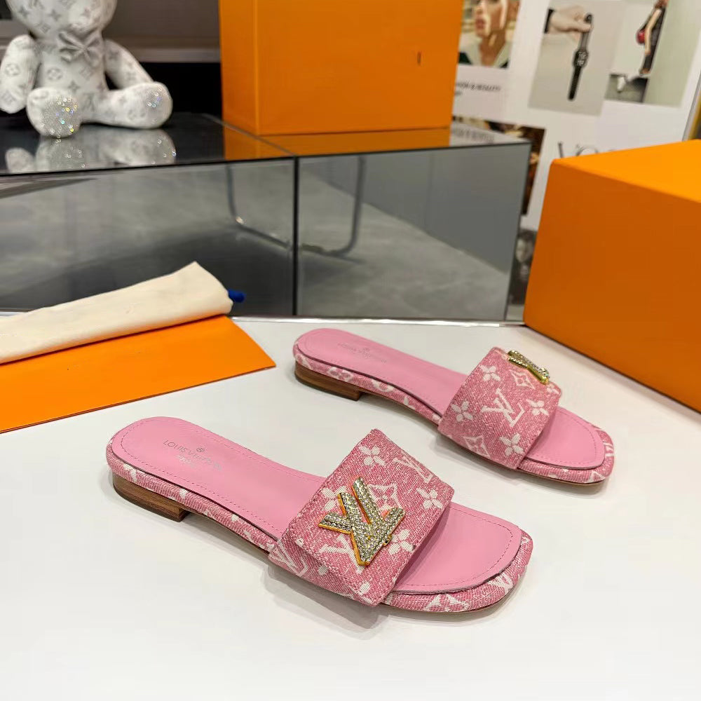 pink printed slippers 03213