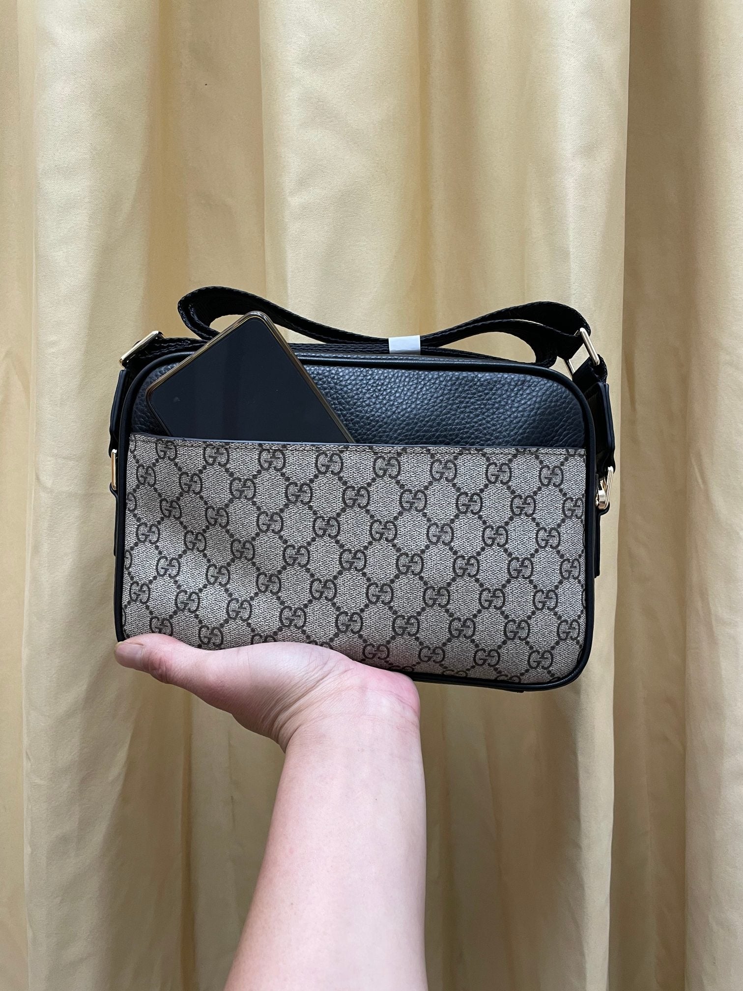 G fashion single-shoulder crossbody bag 0725061811