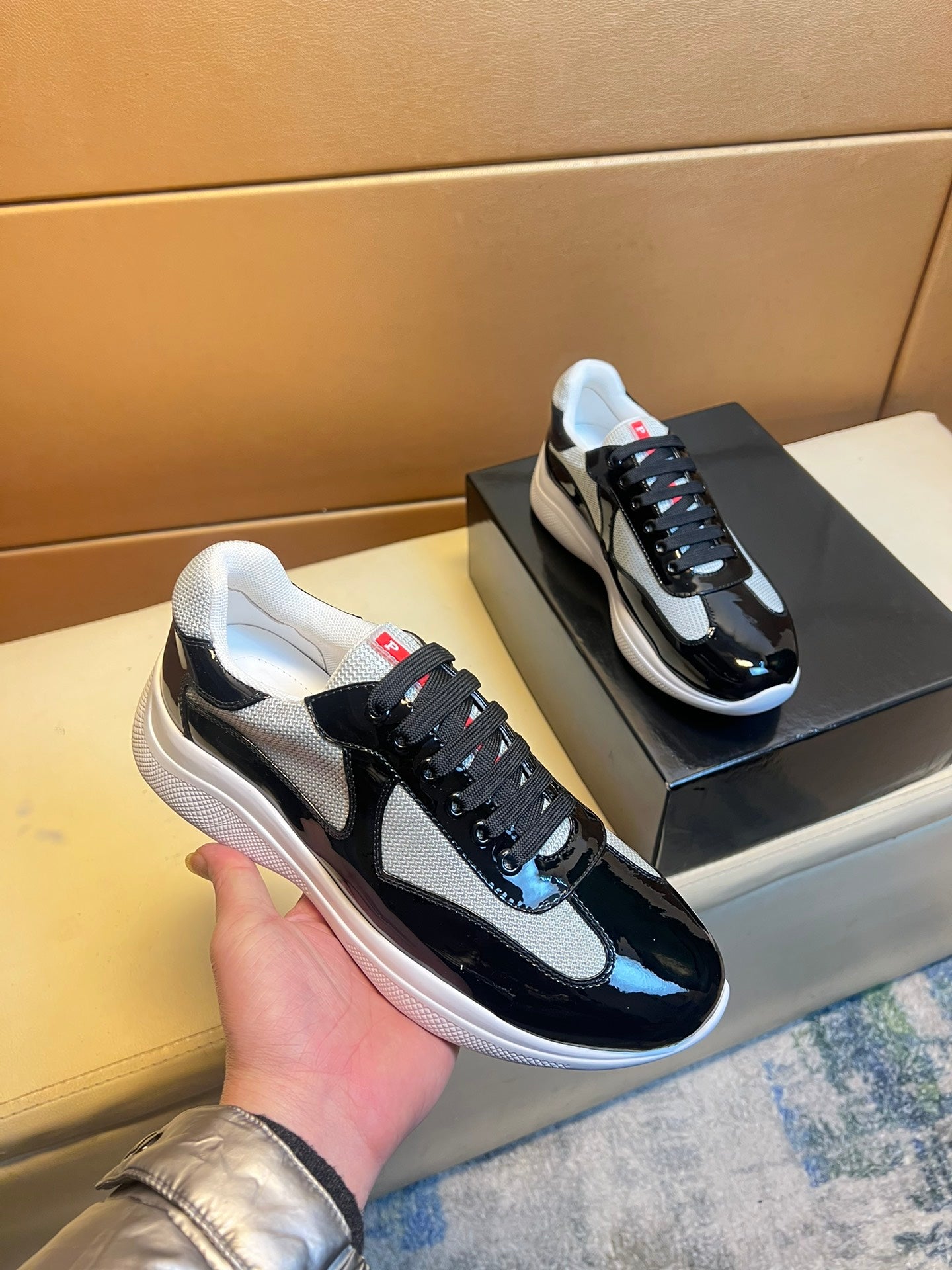 P classic patent leather sneakers 0724112004