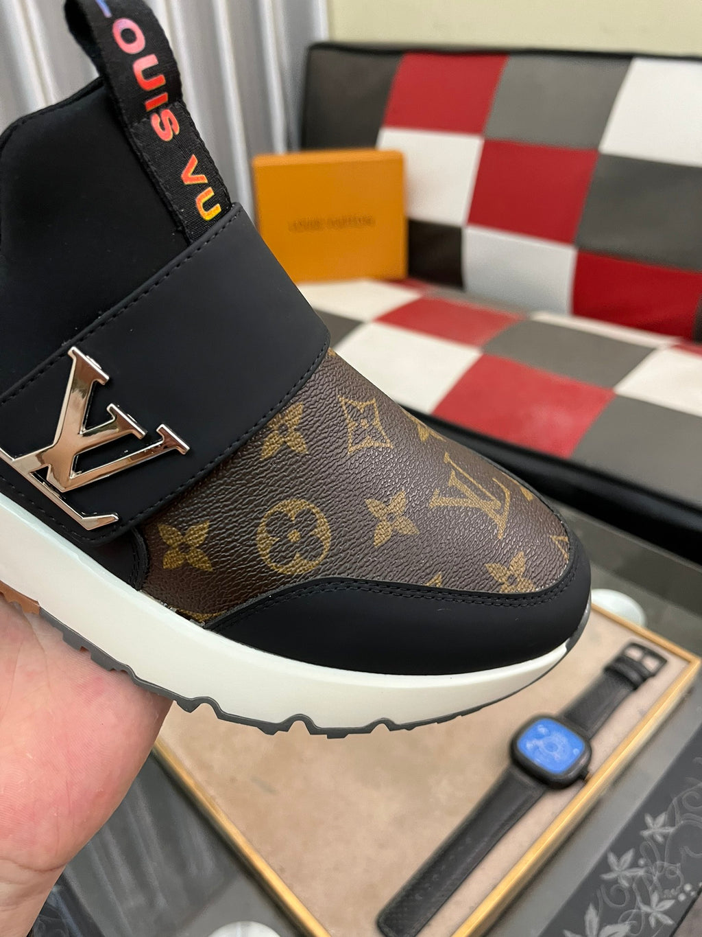 L fashion print rubber sole sneakers 0724120902