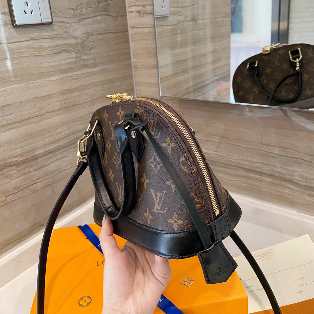 V Classic Presbyopia Handbag XC07062009